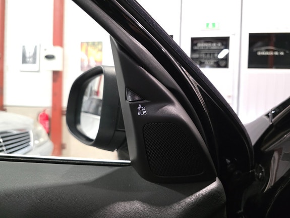 Volvo V60 30 of 30