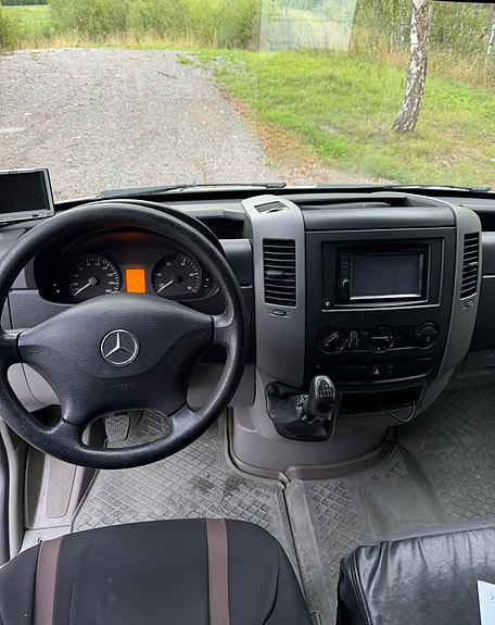 Mercedes-Benz Sprinter 209 8 of 9