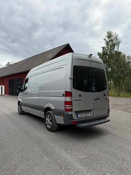 Mercedes-Benz Sprinter 209 5 of 9