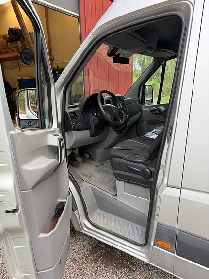 Mercedes-Benz Sprinter 209 7 of 9