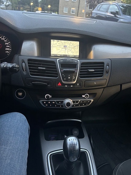 Renault Laguna 7 of 9