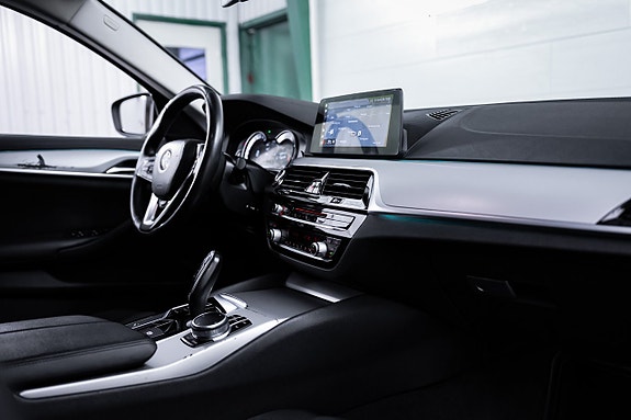BMW 520d 18 of 26