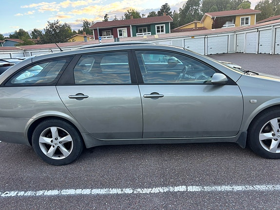 Nissan Primera 3 of 6