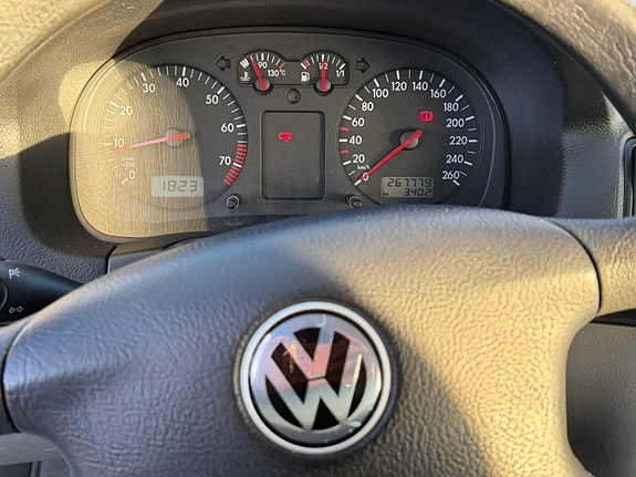 Volkswagen Golf IV 7 of 12