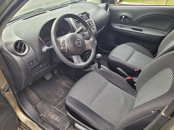 Nissan Micra 3 of 8