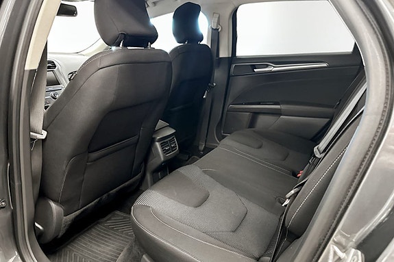 Ford Mondeo 8 of 9