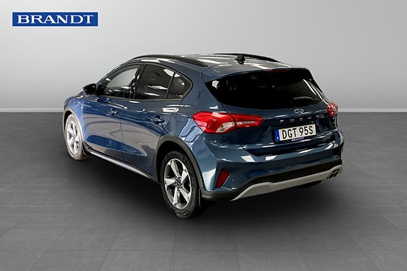 Ford Focus 2 of 9