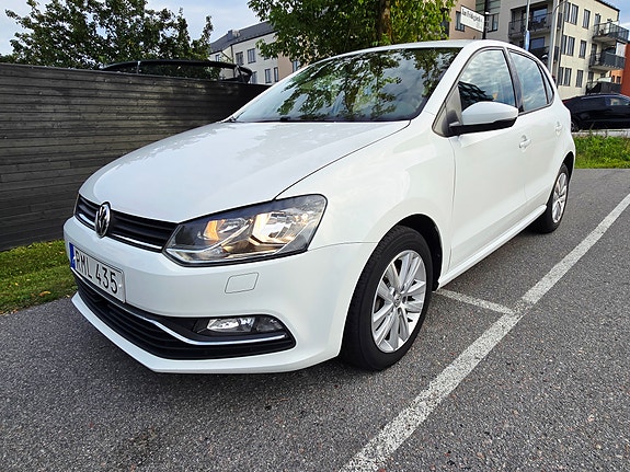 Volkswagen Polo 2 of 14