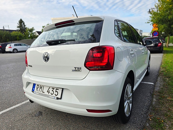 Volkswagen Polo 7 of 14