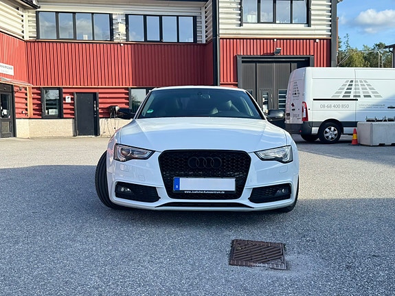 Audi S5 2 of 23