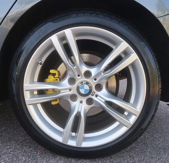 BMW 120d 25 of 27