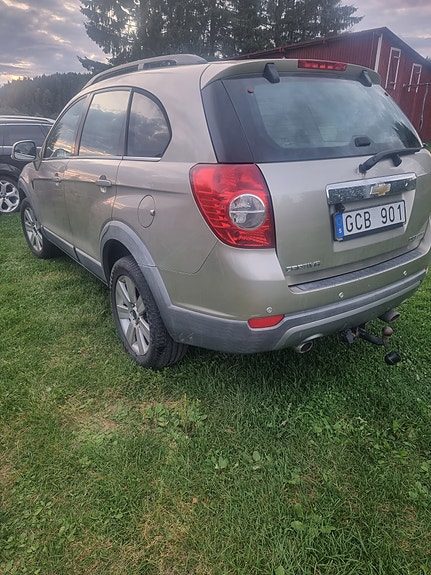 Chevrolet Captiva 2 of 8