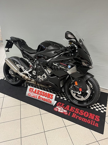 BMW S 1000 RR 2 of 3