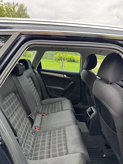 Audi A4 5 of 7
