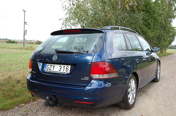 Volkswagen Golf VI 3 of 8