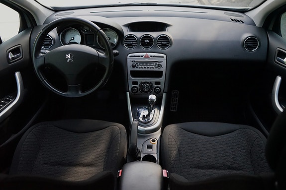 Peugeot 308 SW 5 of 17