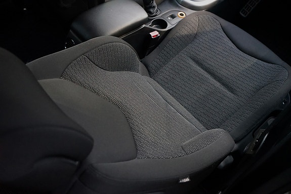 Peugeot 308 SW 6 of 17