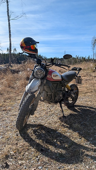Ducati Scrambler 800 Desert Sled 3 of 6