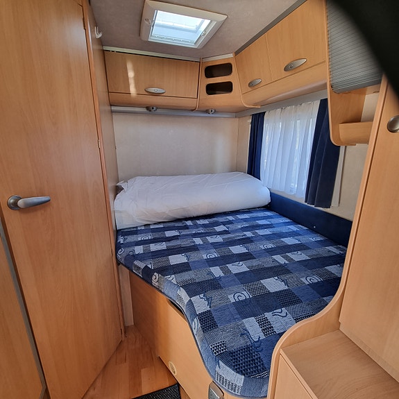 Adria Adriatik 575SP 2 of 6
