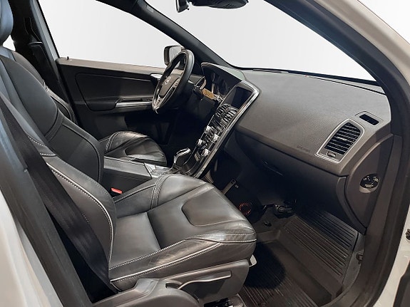 Volvo XC60 9 of 10