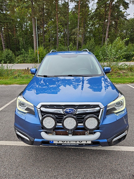 Subaru Forester 4 of 12