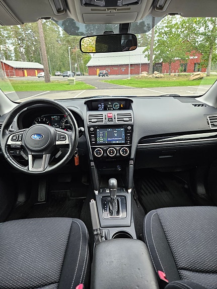 Subaru Forester 7 of 12