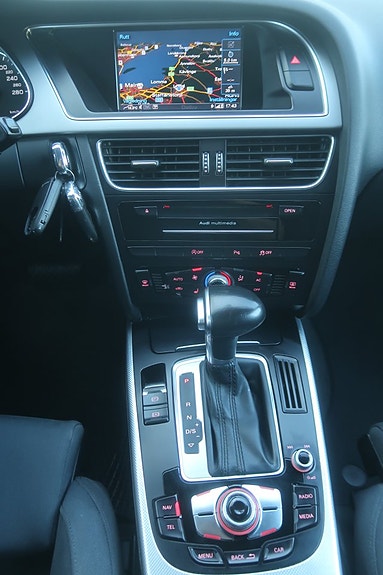 Audi A4 13 of 27
