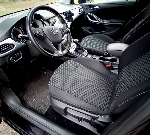 Opel Astra 6 of 10