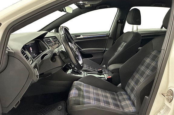 Volkswagen Golf I 13 of 29