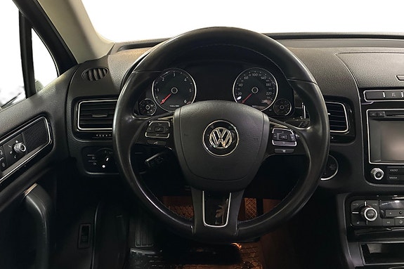 Volkswagen Touareg 16 of 27
