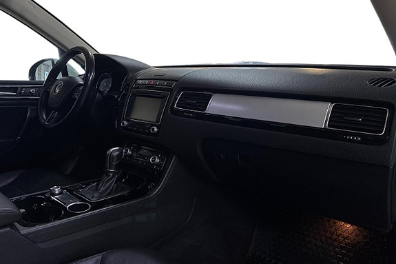 Volkswagen Touareg 15 of 27