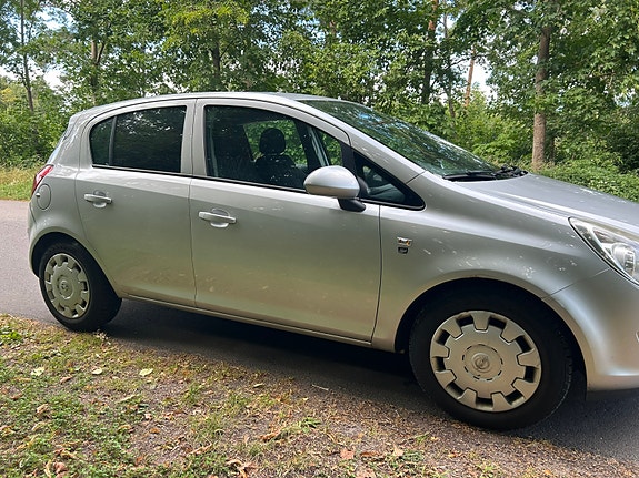 Opel Corsa 3 of 6