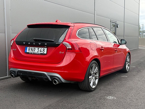 Volvo V60 4 of 21