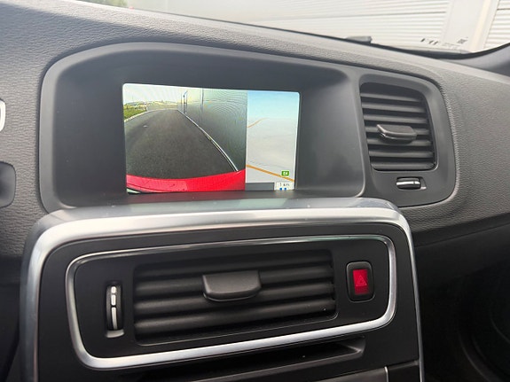 Volvo V60 10 of 21