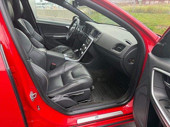Volvo V60 5 of 21