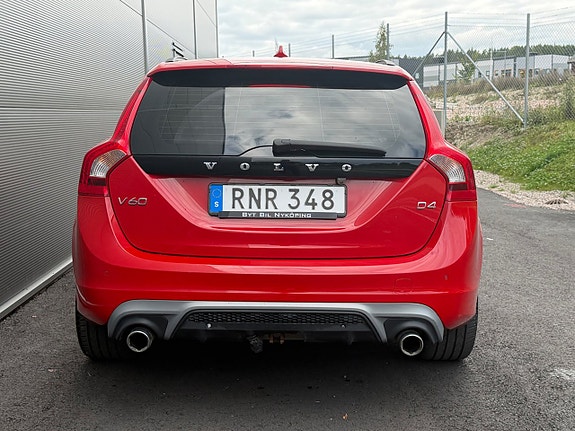 Volvo V60 8 of 21