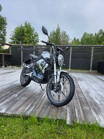 Super Soco TSX1200 2 of 4