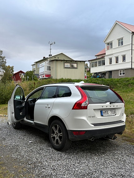 Volvo XC60 4 of 6