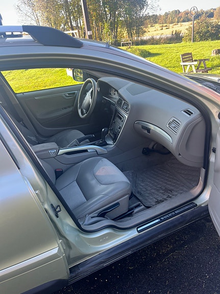 Volvo XC70 5 of 9