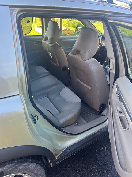Volvo XC70 8 of 9