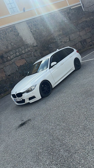 BMW 320d 4 of 4