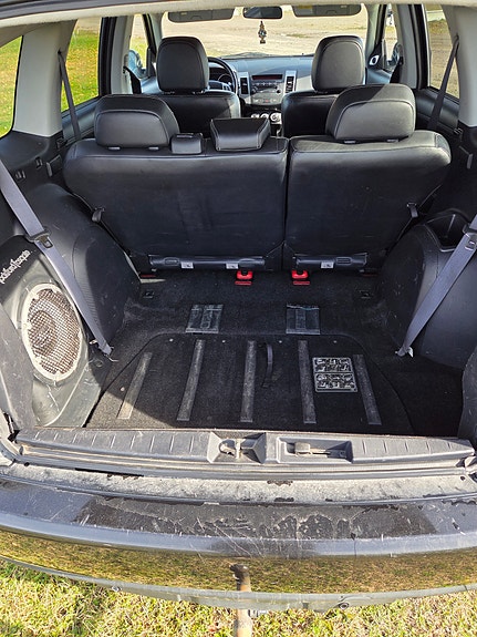 Mitsubishi Outlander 7 of 8