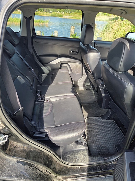 Mitsubishi Outlander 6 of 8
