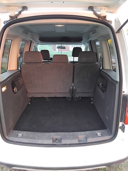 Volkswagen Caddy Alltrack 7 of 7