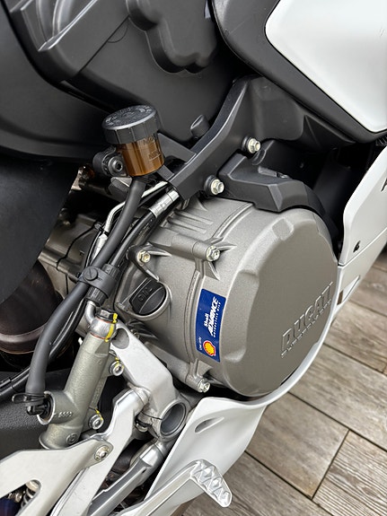 Ducati Panigale V2 4 of 6