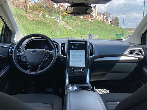 Ford Edge 10 of 11