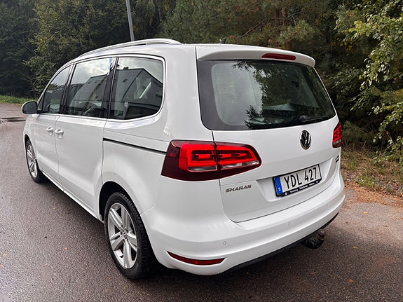 Volkswagen Sharan 2 of 6