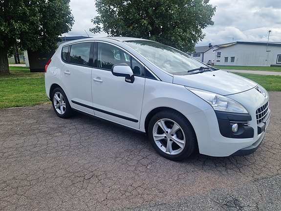 Peugeot 3008 3 of 9