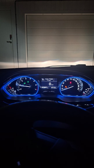 Peugeot 208 12 of 13