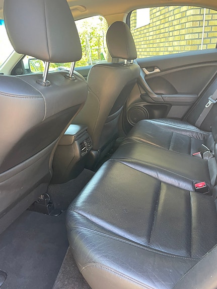 Honda Accord 3 of 4